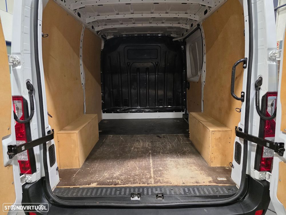Renault Master 2.3DCI L1H1 140cv (IVA INCLUÍDO) - 10