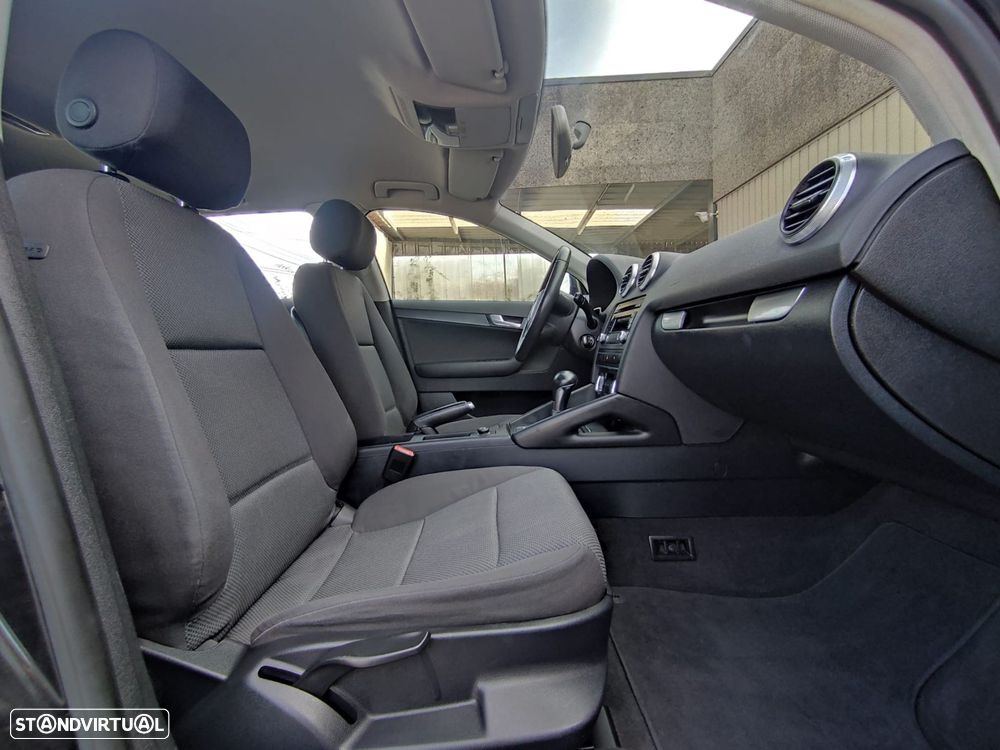 Audi A3 Sportback 1.4 TFSi Sport S tronic - 8
