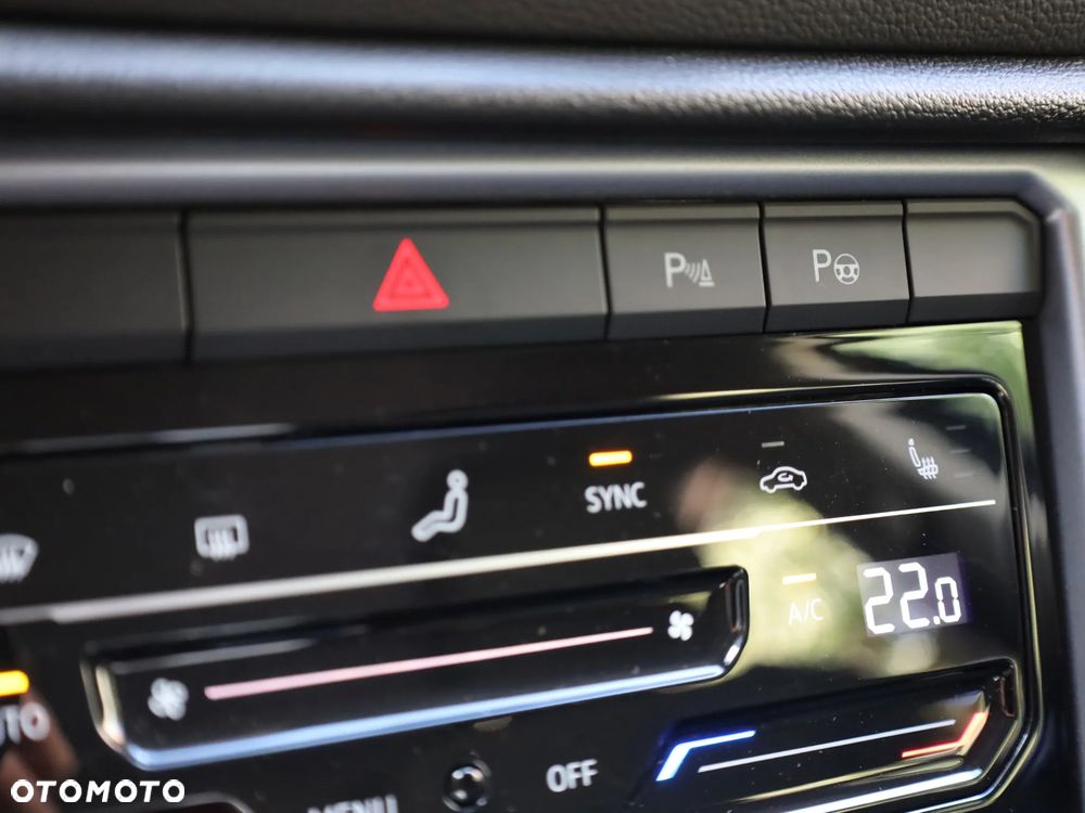 Volkswagen T-Roc 1.5 TSI Life Plus DSG - 26