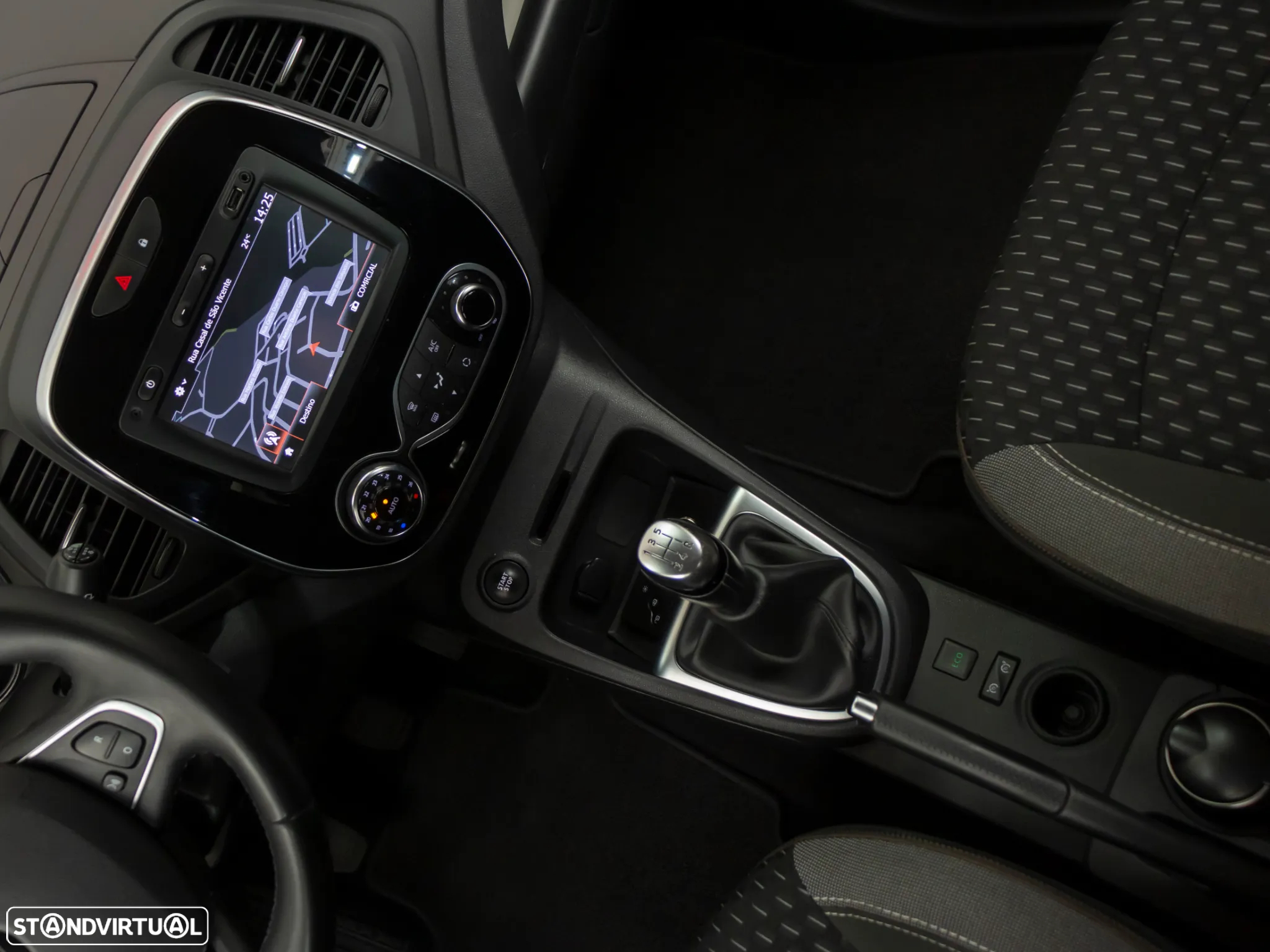 Renault Captur 1.5 dCi Exclusive - 25