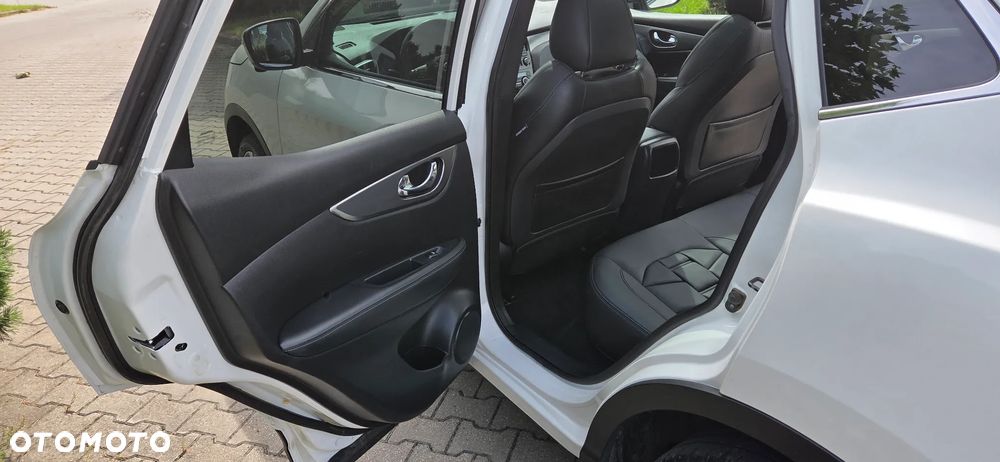 Nissan Qashqai 1.3 DIG-T Tekna+ - 28