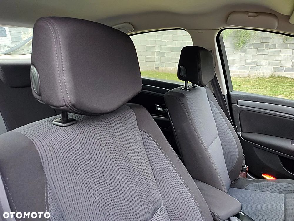 Renault Laguna 1.6 16V 110 Sportway - 24