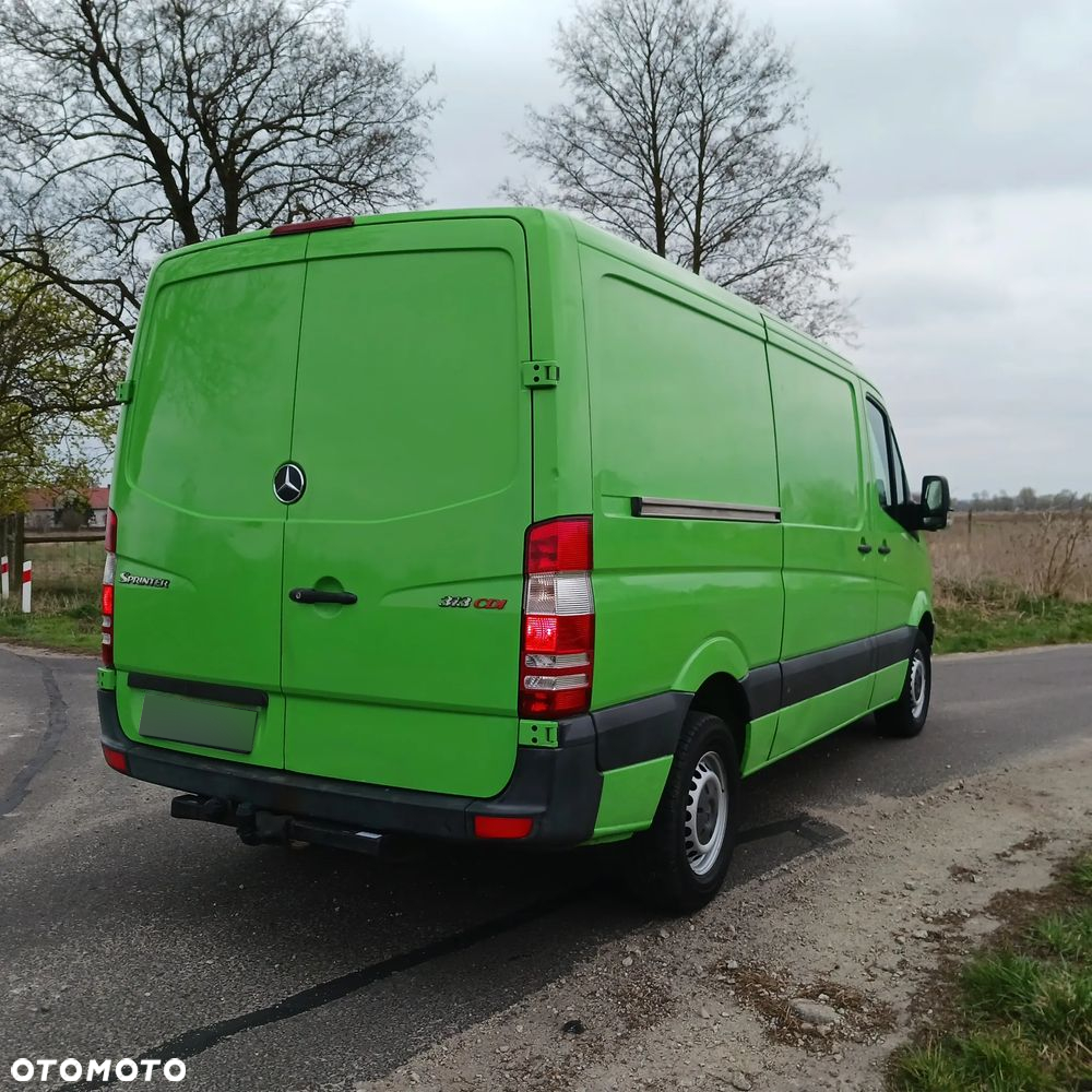 Mercedes-Benz Sprinter - 6
