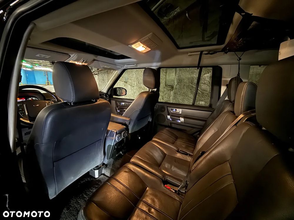 Land Rover Discovery IV 3.0 SD V6 HSE - 16