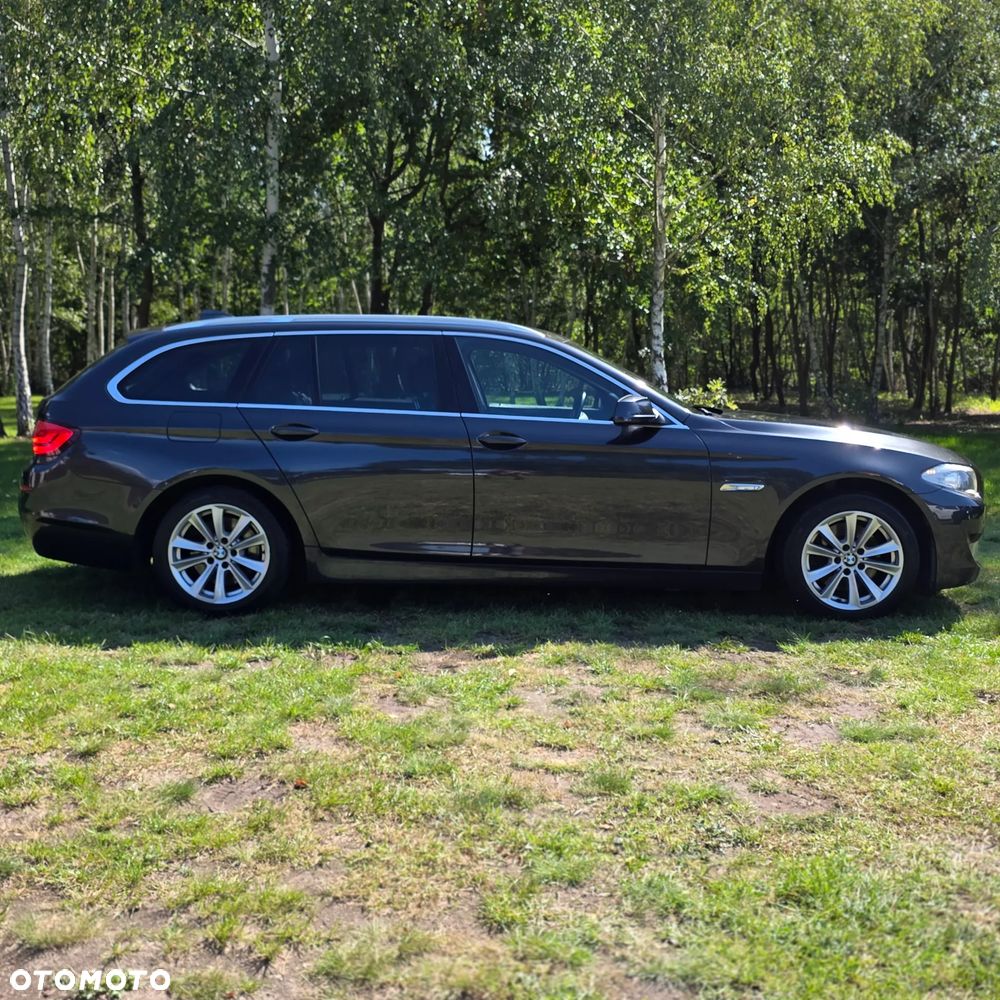 BMW Seria 5 520d Luxury Line - 3