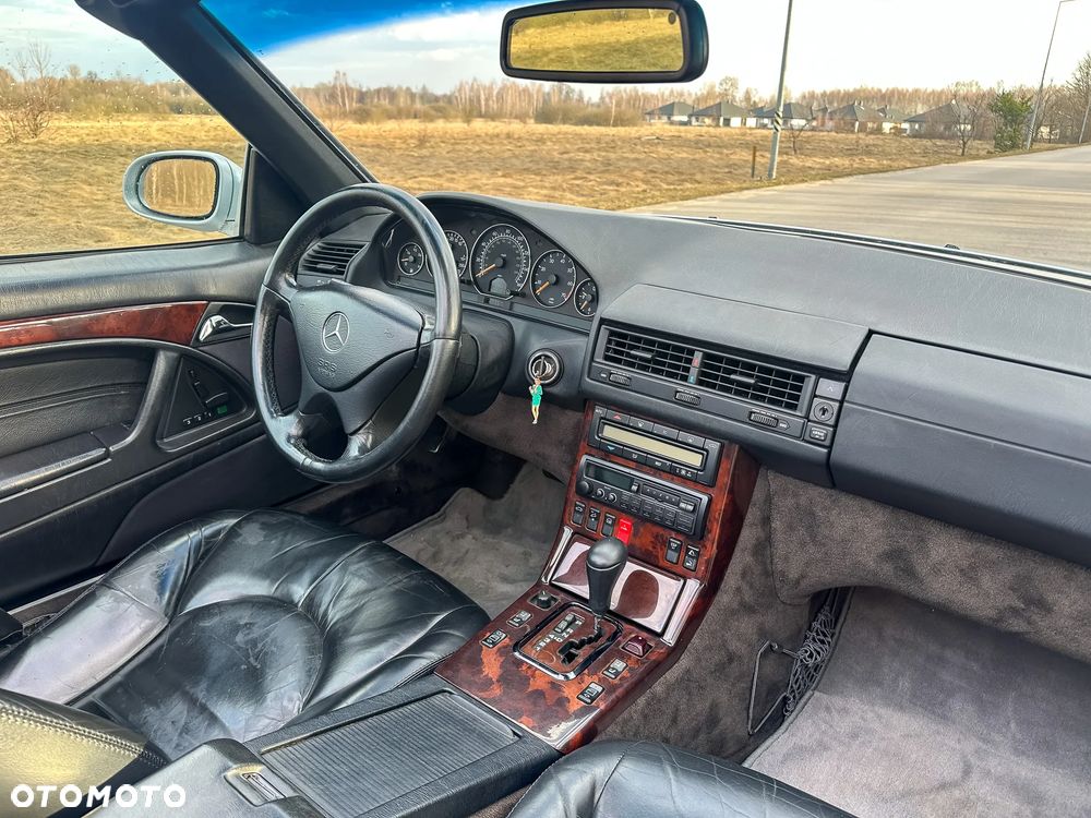 Mercedes-Benz SL - 38