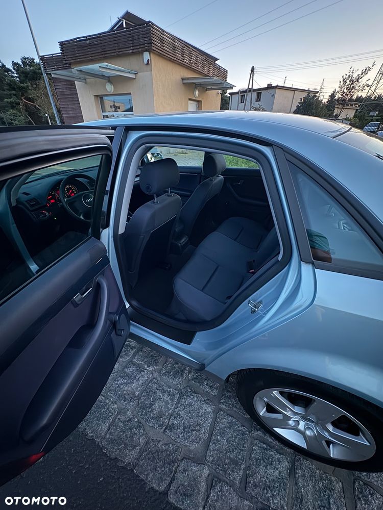 Audi A4 Limousine 1.8T - 22