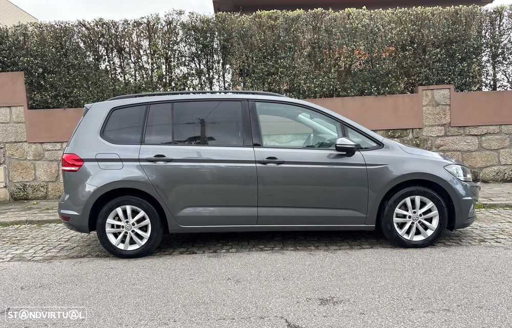VW Touran 1.6 TDI Highline DSG - 20