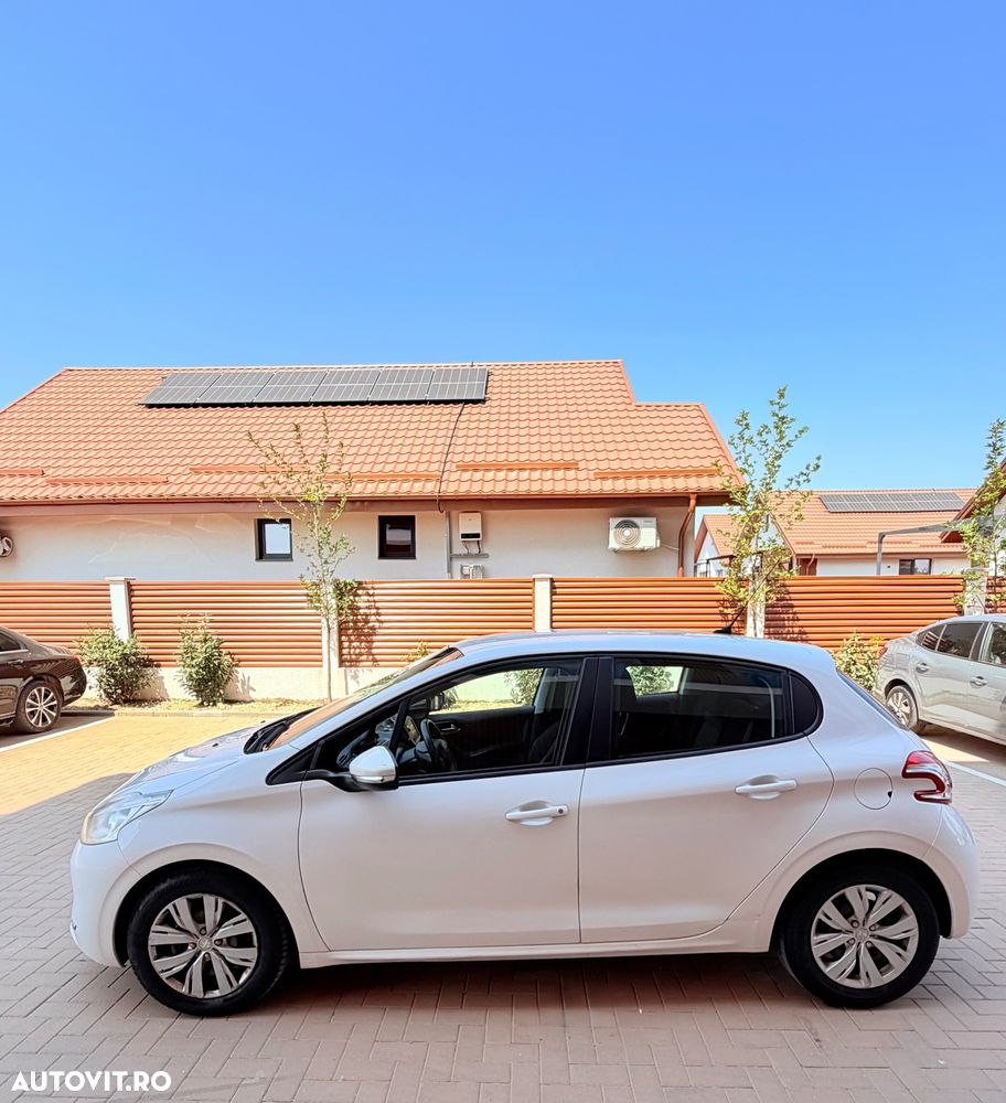 Peugeot 208 1.4 HDi FAP Active - 5