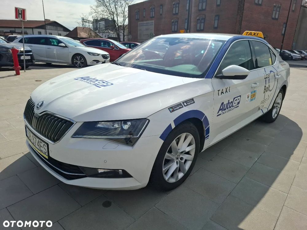Skoda Superb 1.6 TDI Ambition Greenline - 9