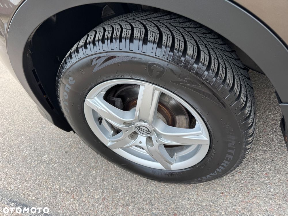 Nissan Qashqai 1.2 DIG-T N-Vision - 28