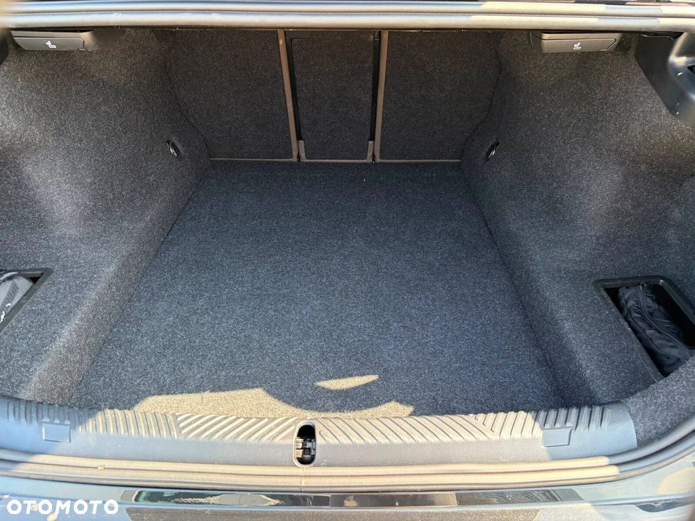 BMW Seria 5 520d xDrive mHEV M Sport - 29