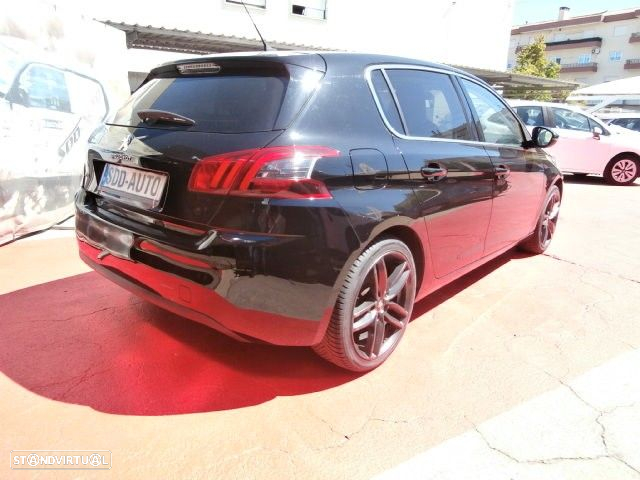 Peugeot 308 BlueHDi 130 Black Edition - 6
