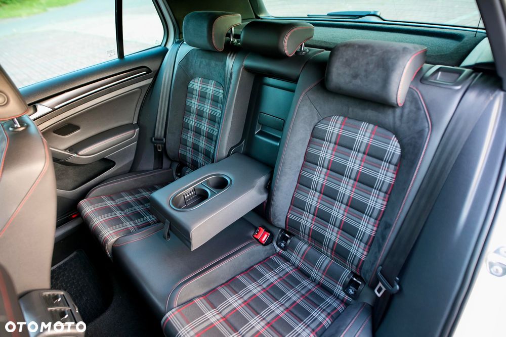 Volkswagen Golf 2.0 TSI BMT GTI Performance - 19