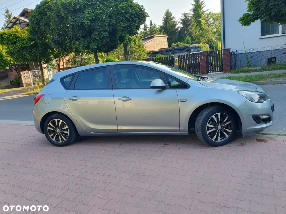 Opel Astra 1.3 CDTI DPF Edition - 6
