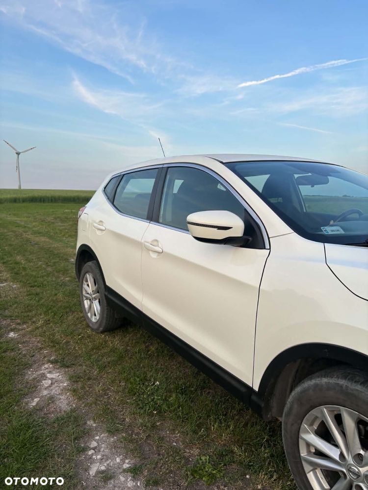 Nissan Qashqai 1.2 DIG-T Visia EU6 - 4