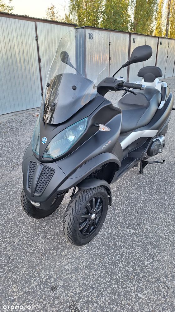 Piaggio MP-3 - 19
