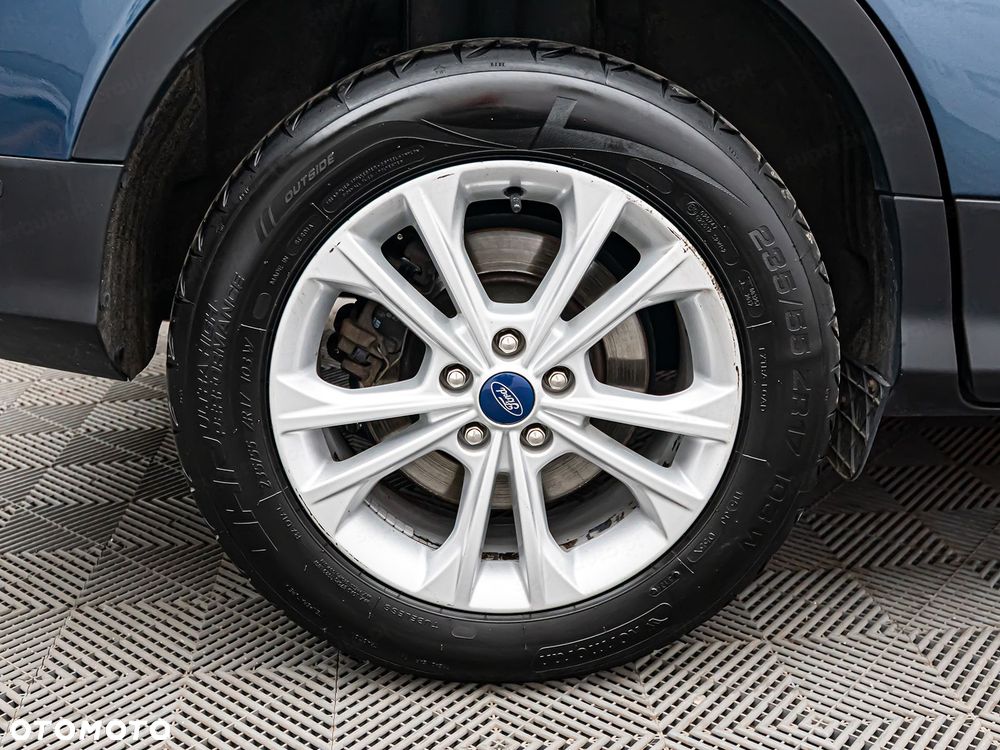 Ford Kuga - 33