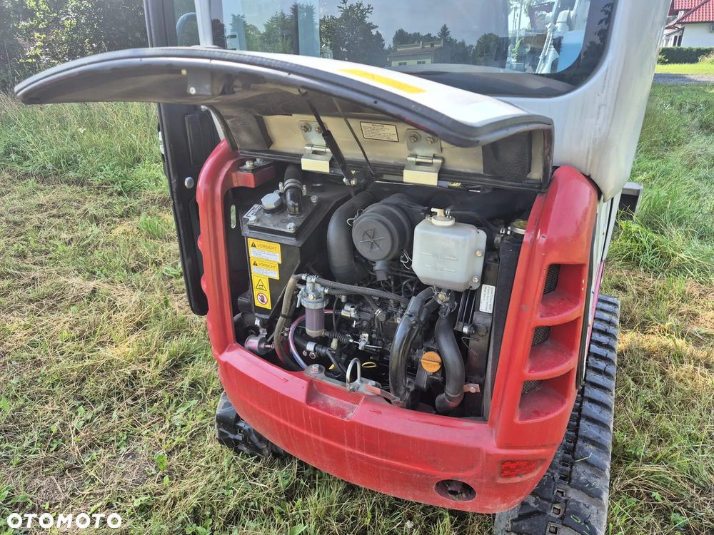 Takeuchi TB216 - 12