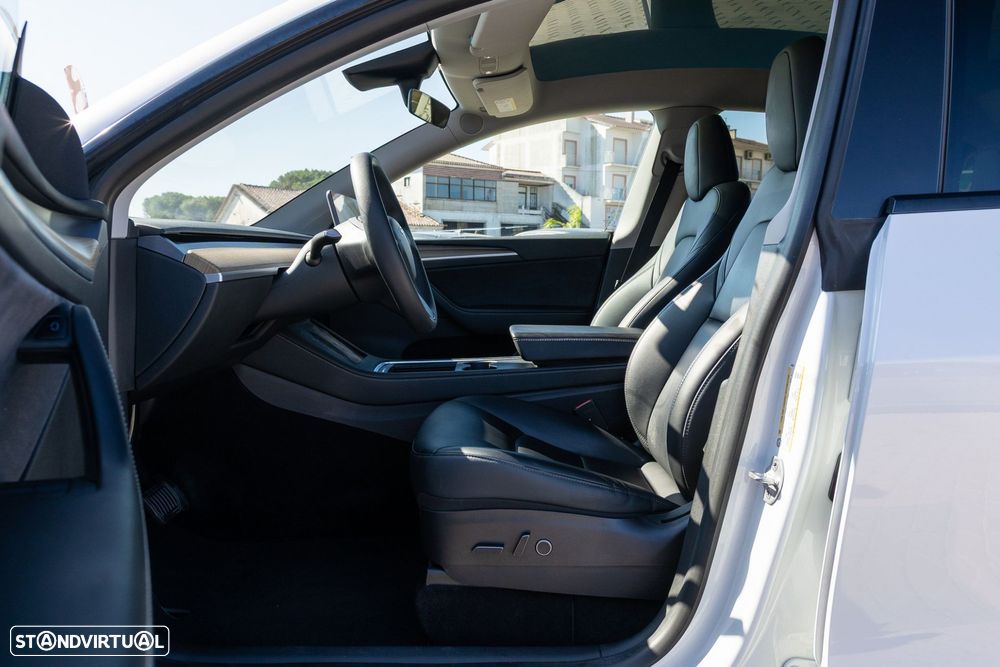 Tesla Model Y Long Range Tração Integral - 15