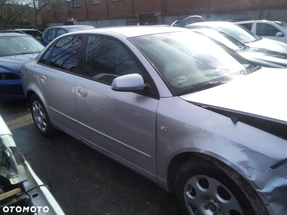 drzwi  AUDI A4 B6 SEDAN 04R 1.9D klapa ,lampy.... - 3