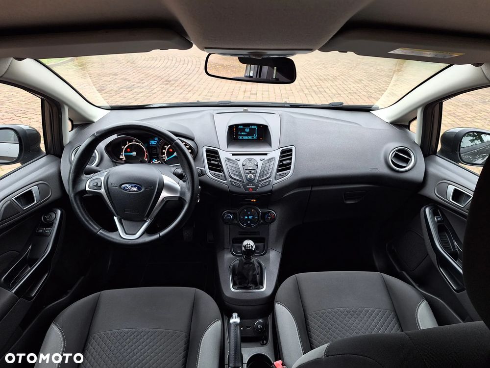 Ford Fiesta - 9