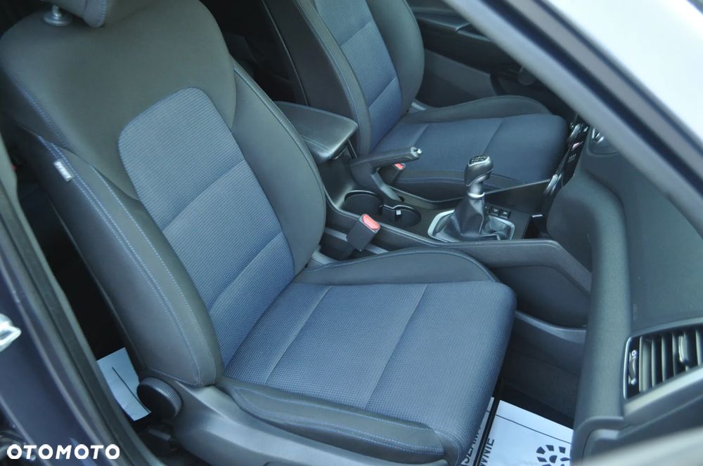 Hyundai Tucson blue 1.7 CRDi 2WD Style - 22