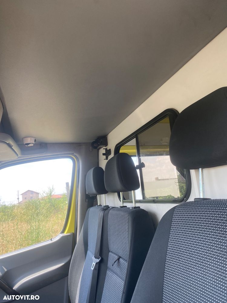 Mercedes-Benz Sprinter - 37