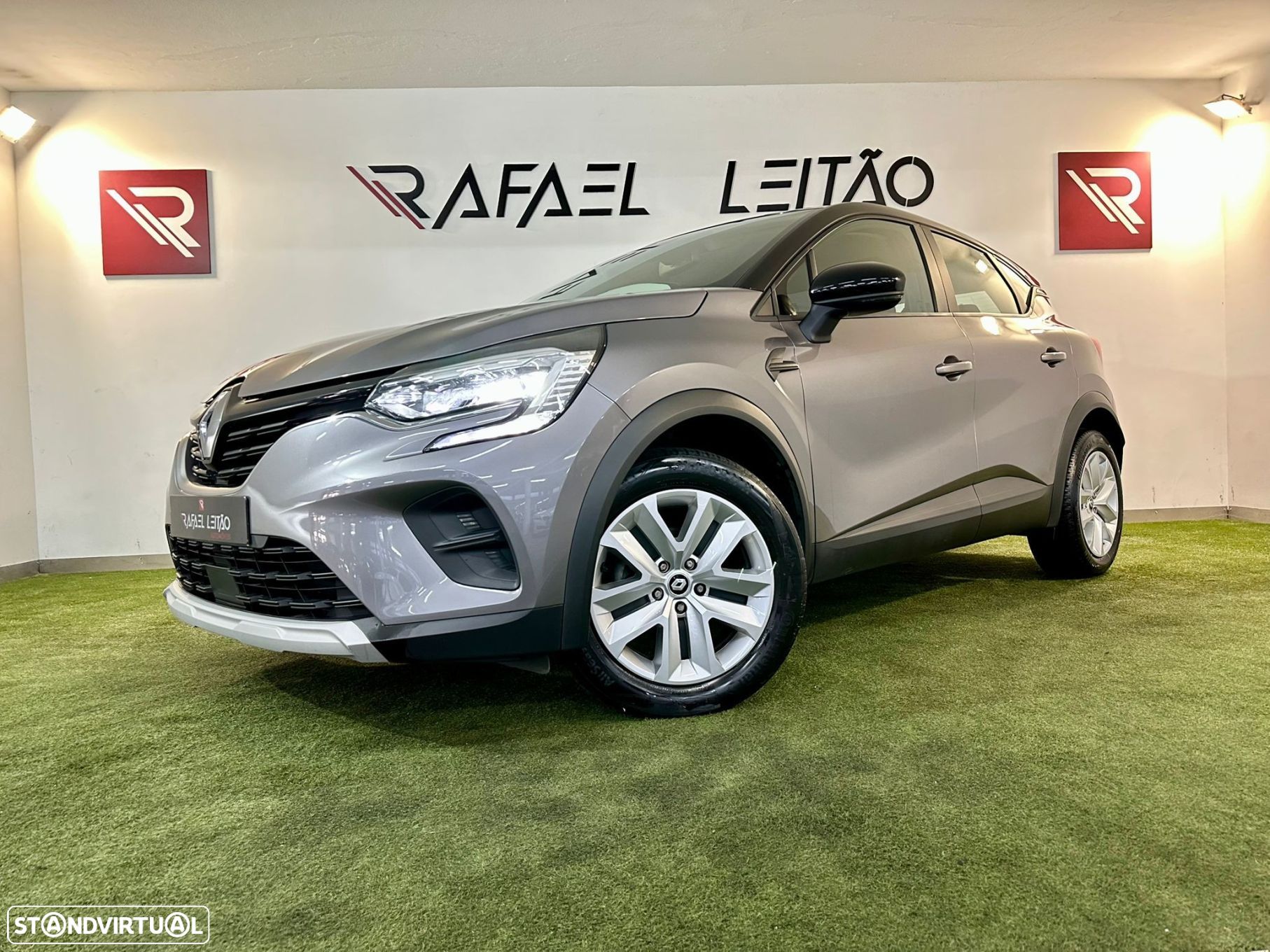 Renault Captur 1.0 TCe Equilibre - 1