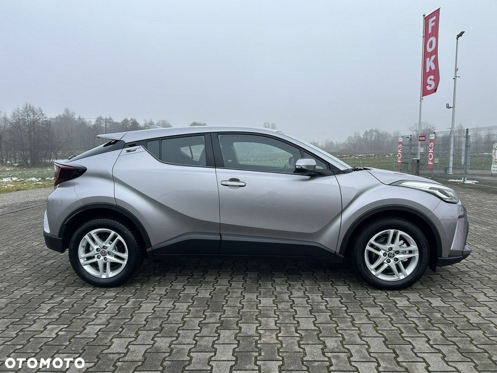 Toyota C-HR - 6