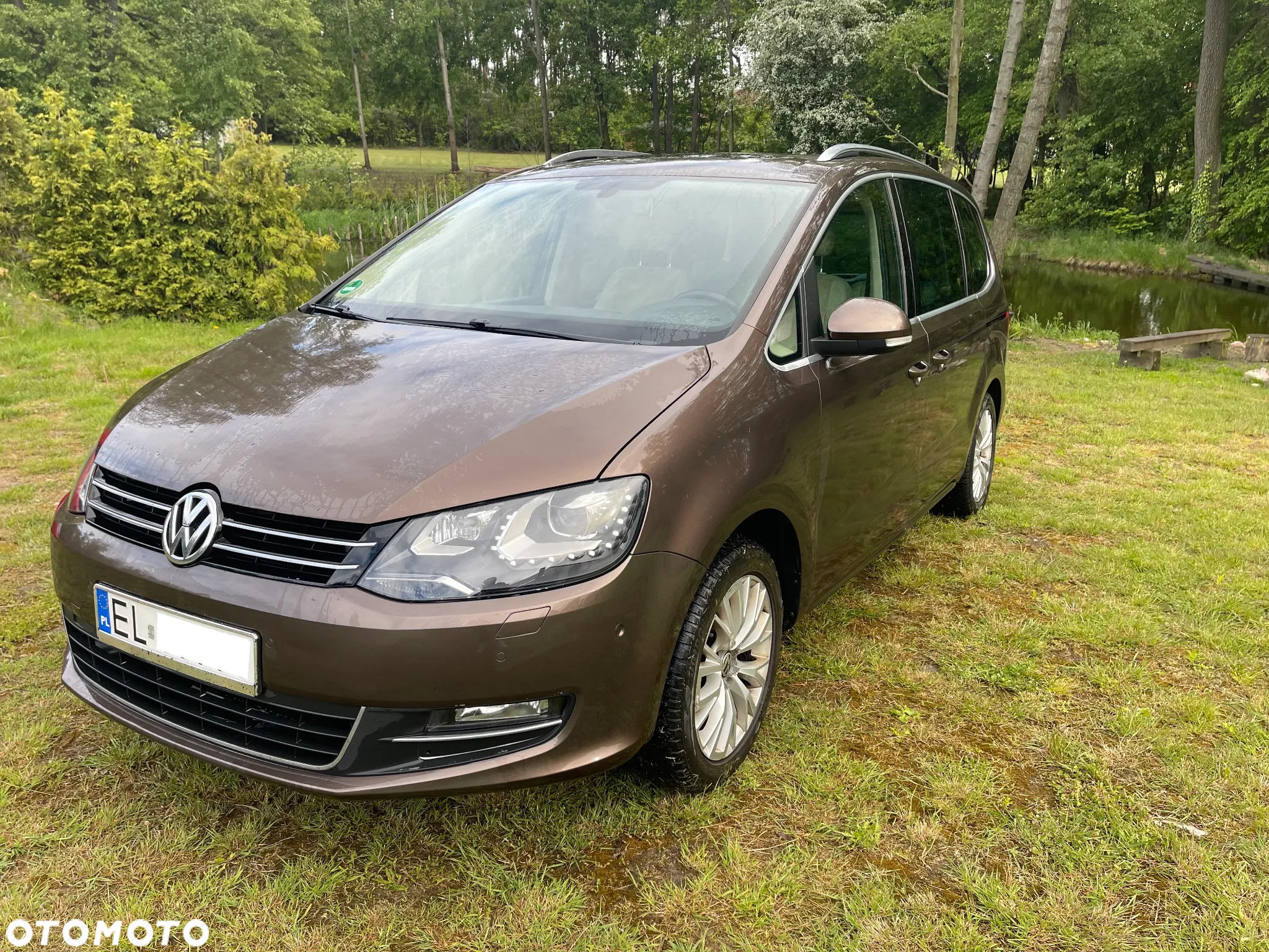 Volkswagen Sharan 2.0 TDI Highline DSG - 2