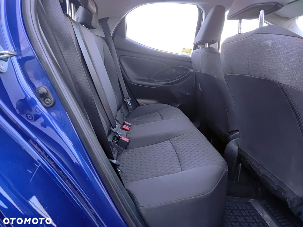 Toyota Yaris - 7