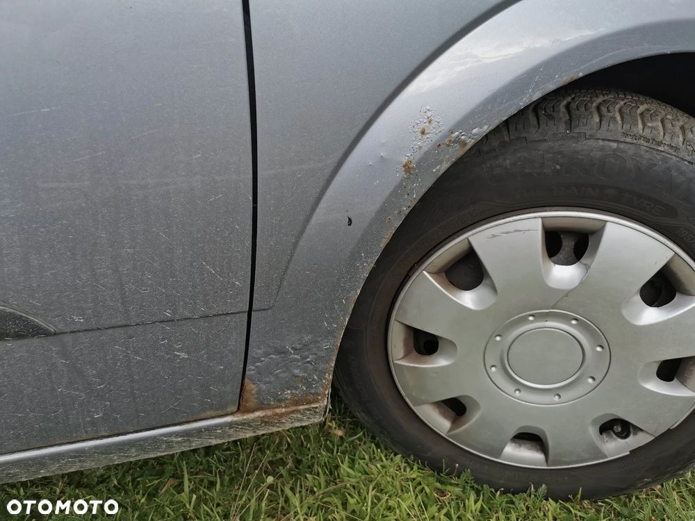 Opel Astra 2004 photo 4
