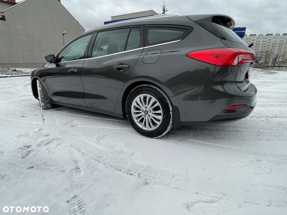 Ford Focus 2.0 EcoBlue Titanium - 10