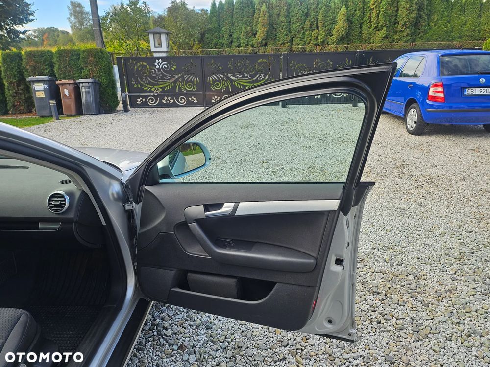 Audi A3 Sportback 1.8 TFSI Attraction - 28
