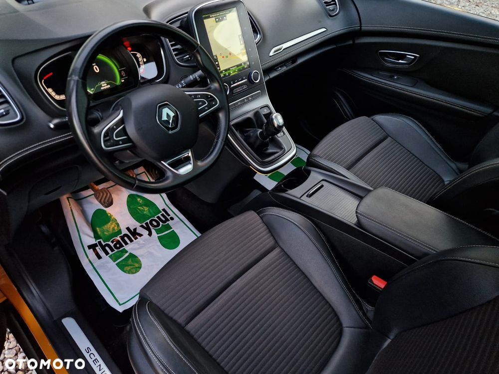 Renault Scenic - 24