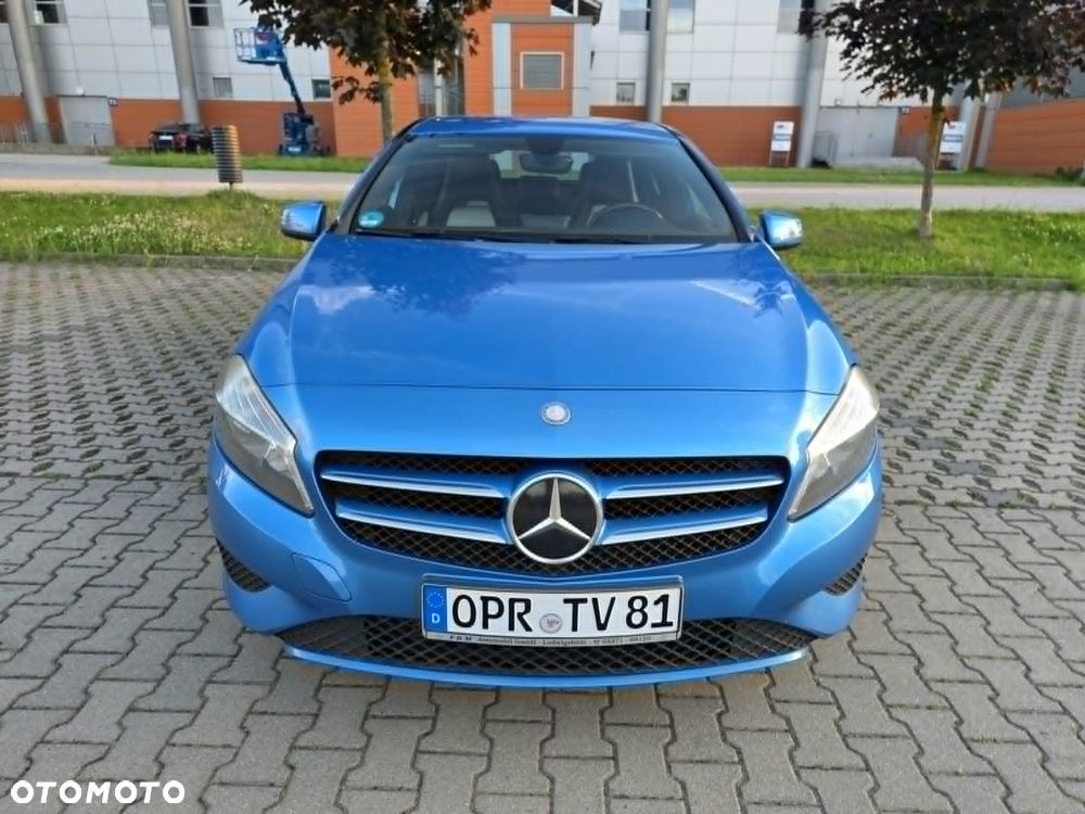 Mercedes-Benz Klasa A 180 BlueEfficiency Edition Style - 3