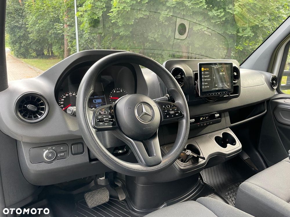 Mercedes-Benz sprinter - 7