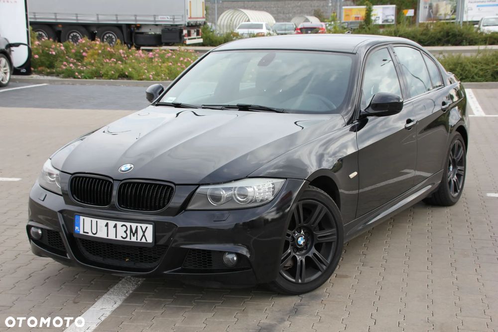 BMW Seria 3 330i xDrive - 6