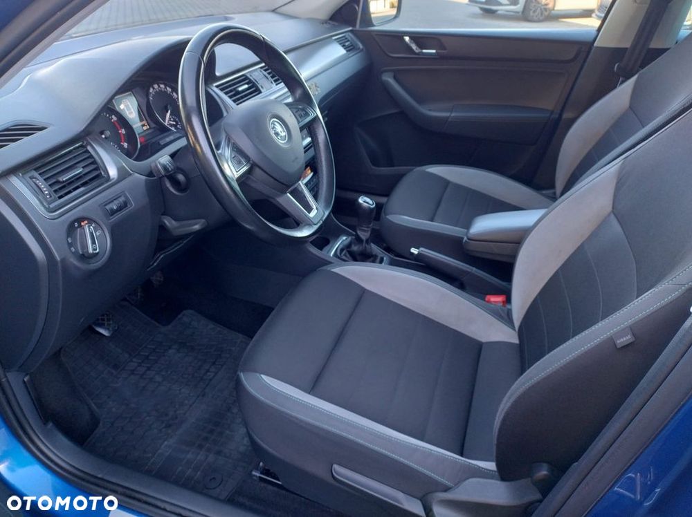 Skoda RAPID 1.2 TSI Joy - 9