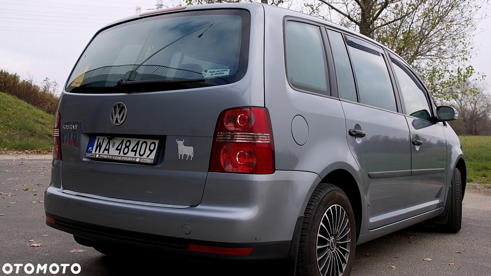 Volkswagen Touran 1.6 Conceptline - 4