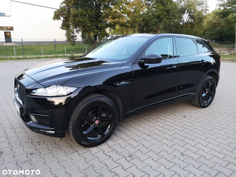 Jaguar F-Pace 20d AWD R-Sport - 22