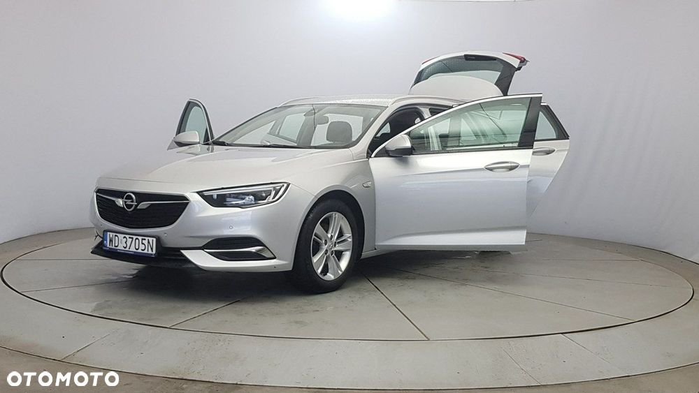 Opel Insignia - 10