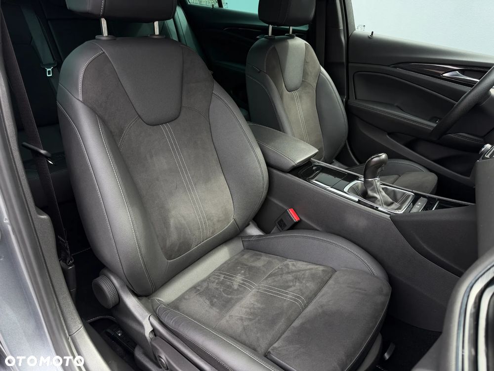 Opel Insignia 2.0 CDTI Ultimate S&S - 25