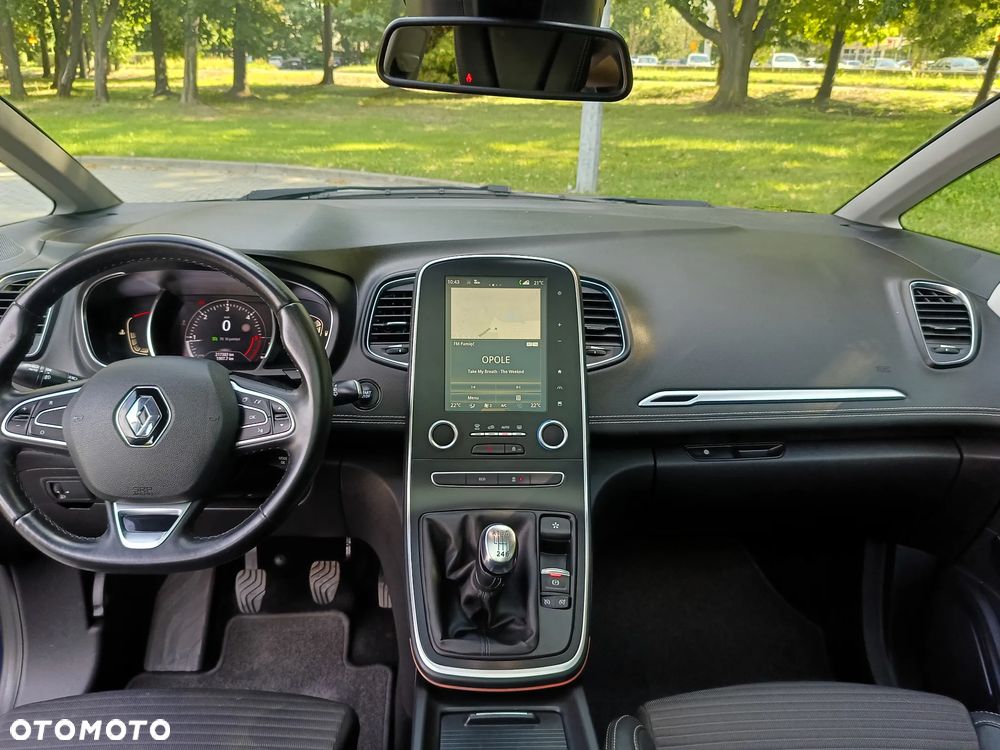 Renault Scenic - 13