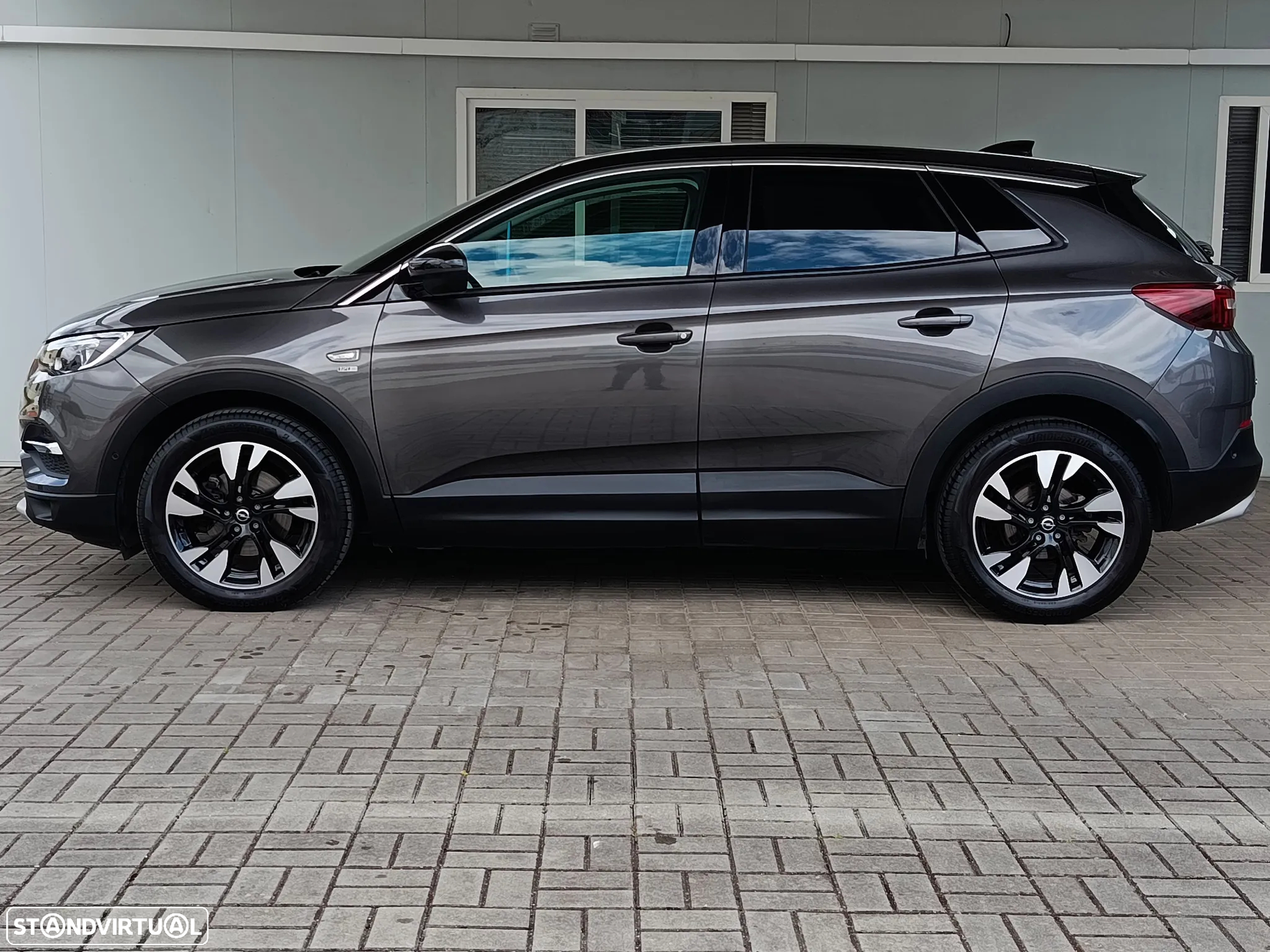 Opel Grandland X 1.2 T Innovation - 9