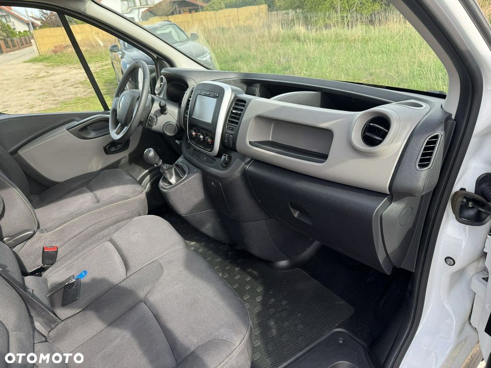 Renault Trafic - 10