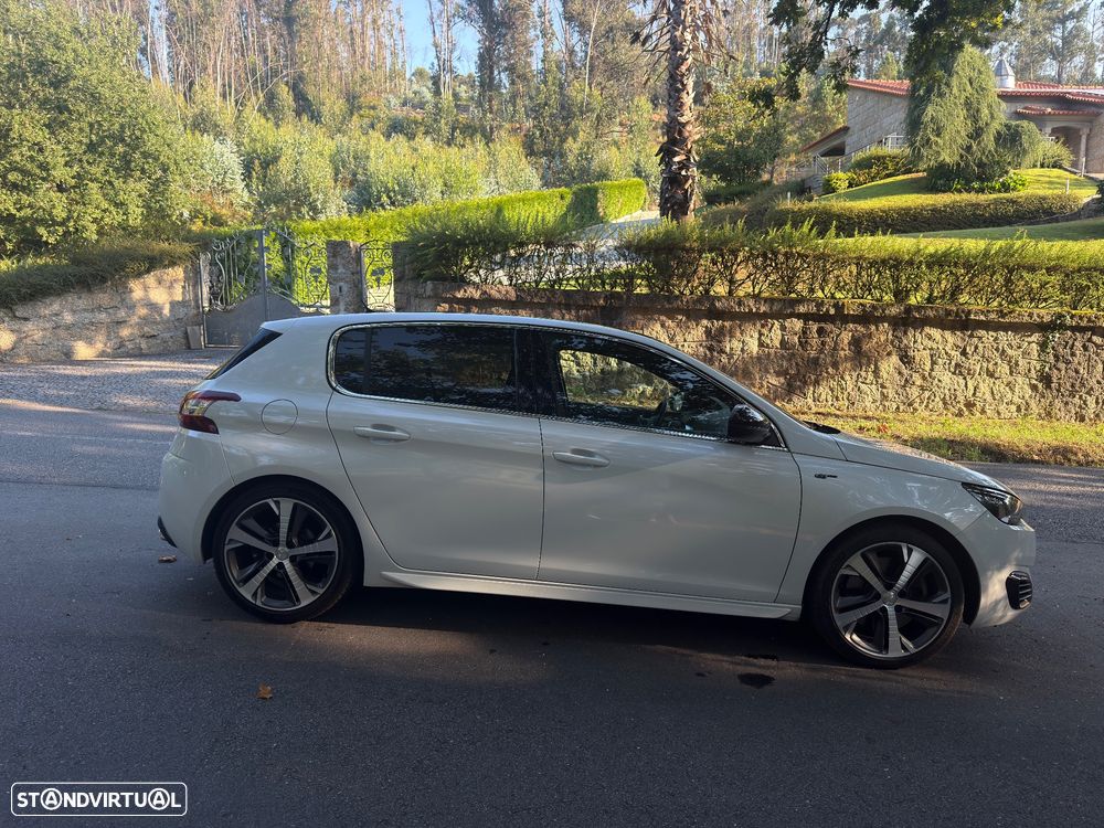 Peugeot 308 BlueHDi FAP 180 EAT8 Stop & Start GT - 26