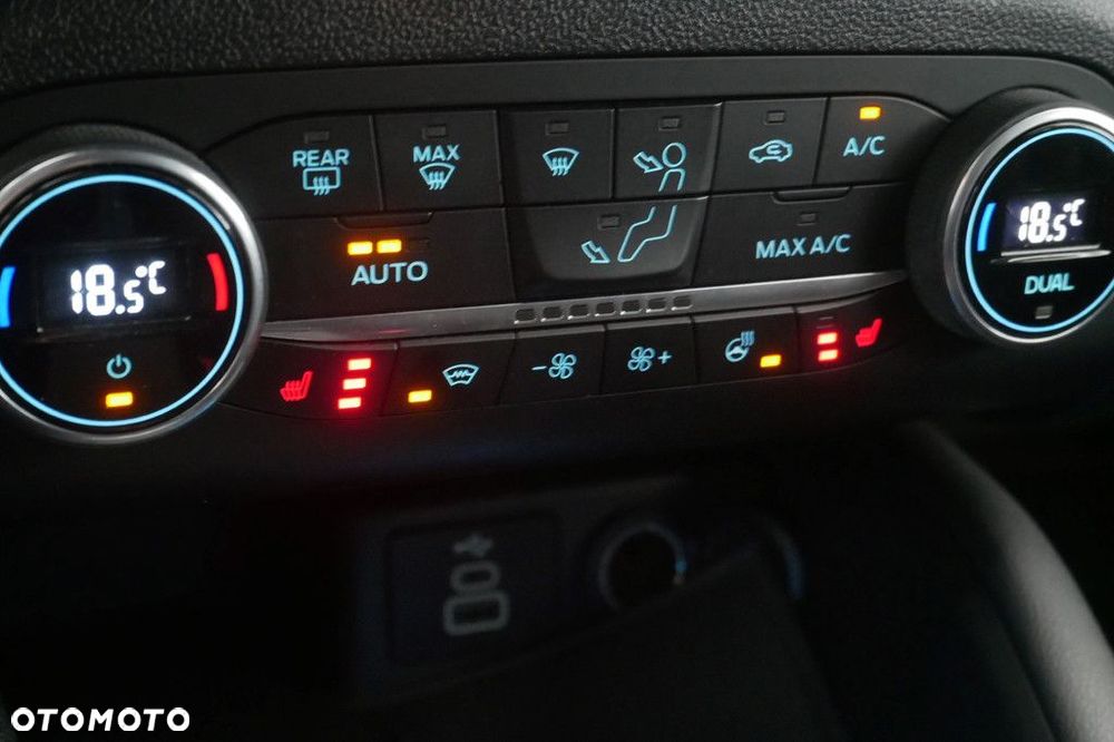 Ford Kuga 2.5 FHEV FWD ST-Line eCVT - 25