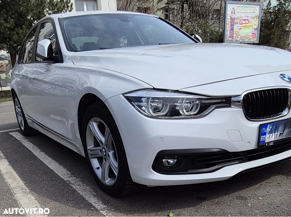 BMW Seria 3 320i Aut. Advantage - 16